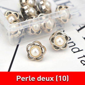 Boutons de chemise amovibles