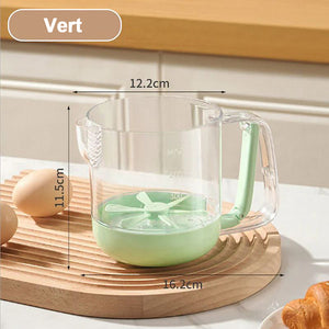 Tasse à mélanger les œufs créative