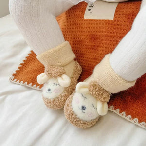 Chaussures en coton en peluche de dessin animé pour bébé