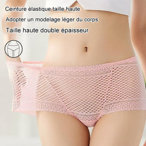 Culotte sexy en dentelle découpée