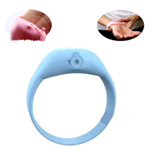 Bracelet en silicone avec gel désinfectant pour les mains