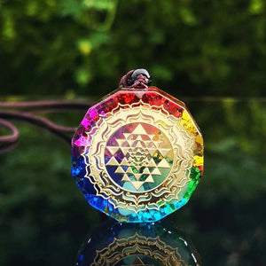 Pendentif de résine colorée