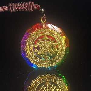 Pendentif de résine colorée