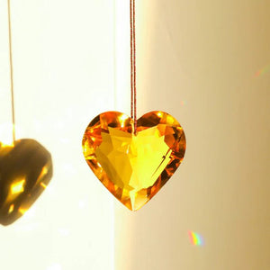 Pendentif prisme en forme de coeur